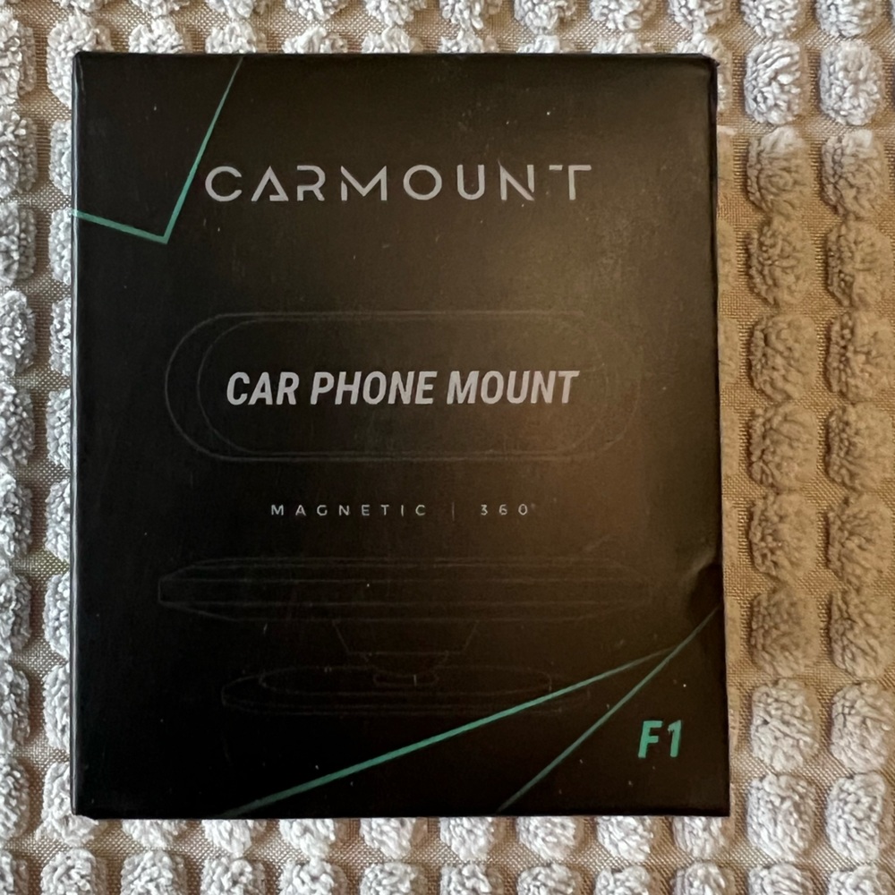 Carmount - cell phone holder for cars, new it box - magnetic
